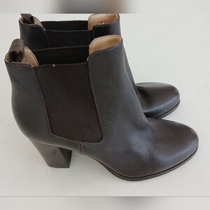 Michael Michael Kors LOTTIE Leather Chelsea Booties – Chocolate Brown – Size 8M